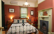 Moments Mountain Retreat - - Accommodation Perth 1