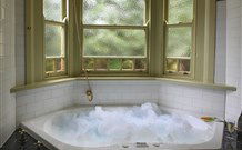 Moments Mountain Retreat - - Accommodation Perth 4