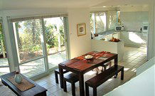 Moments Mountain Retreat - - Accommodation Perth 6