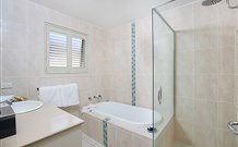 Pelican Paradise - - Accommodation Perth 2