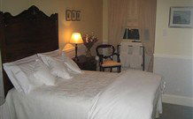 Strathburn Cottage Bed And Breakfast - Accommodation Perth 0
