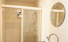 The Garden Room - Accommodation Perth 3