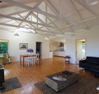 Yellow Dog Cottage - - Accommodation Perth