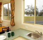 Mavis's Kitchen and Cabins - Accommodation Perth