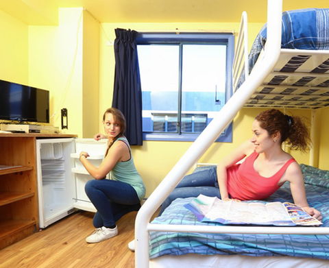 Sydney, Cronulla Beach YHA - Accommodation Perth 6