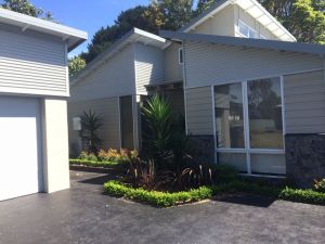 Renown House - Accommodation Perth 8