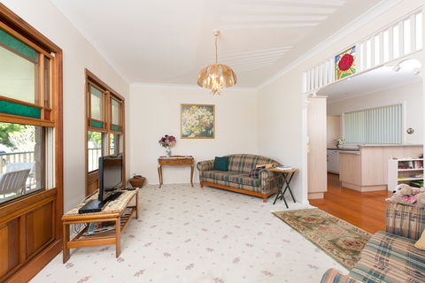 Cranford Waterfront Cottage - Accommodation Perth 0