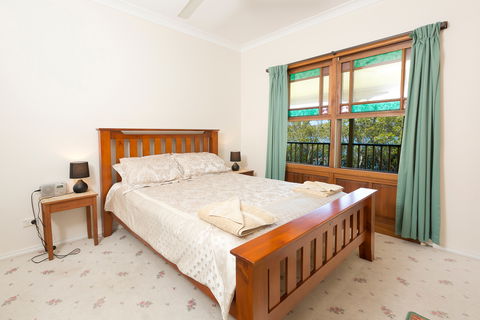 Cranford Waterfront Cottage - Accommodation Perth 1