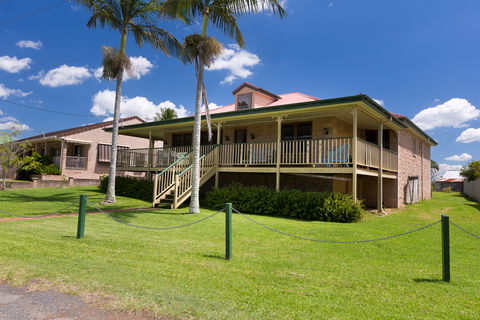 Cranford Waterfront Cottage - Accommodation Perth 14