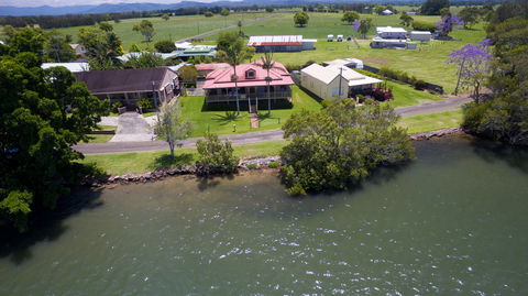 Cranford Waterfront Cottage - Accommodation Perth 17