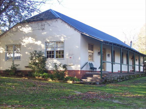 Colonial Inn Guest Rooms - Accommodation Perth 1