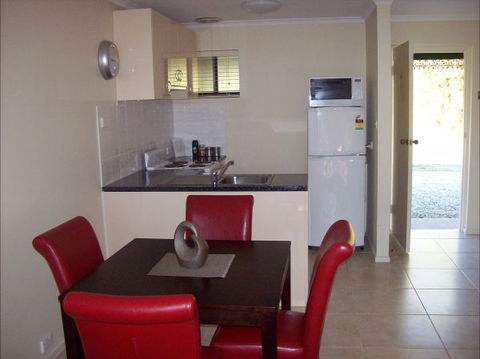 Colonial Inn Guest Rooms - Accommodation Perth 7