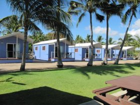 Tropical Beach Caravan Park - Accommodation Perth 2