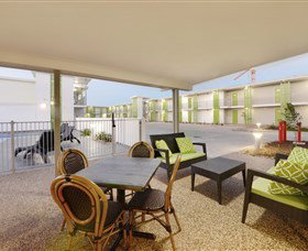 Potter's Oceanside Motel - Accommodation Perth 1