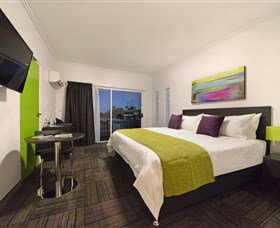 Potter's Oceanside Motel - Accommodation Perth 3