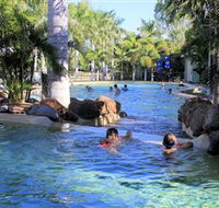 Aussie Outback Oasis Cabin and Van Village - Accommodation Perth