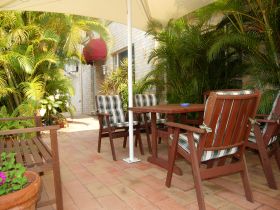 While Away Bed And Breakfast - Accommodation Perth 1