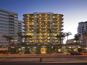 Sunshine Plaza QLD Accommodation Perth