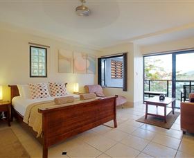 At Waterfront Whitsunday Retreat - Accommodation Perth 3