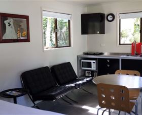 BIG 4 Cane Village - Accommodation Perth 3
