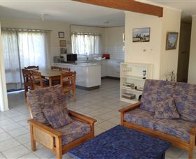 Fraser Island Holiday Lodges - Accommodation Perth 3