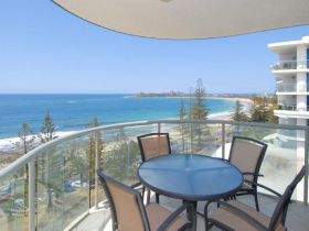 Malibu Resort - Perth Resorts 2