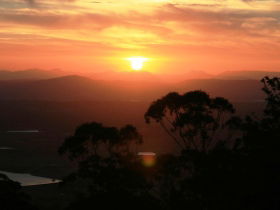 Avocado Sunset Bed And Breakfast - Accommodation Perth 1