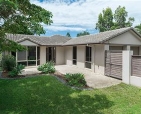At Theme Park Central Holiday House - Accommodation Perth 1
