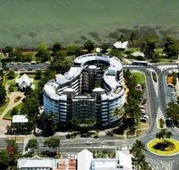 DoubleTree by Hilton Cairns - Accommodation Perth