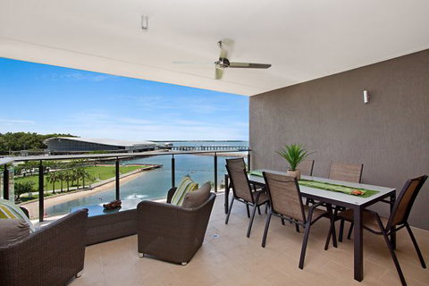 Akuna Waterfront - Accommodation Perth 6