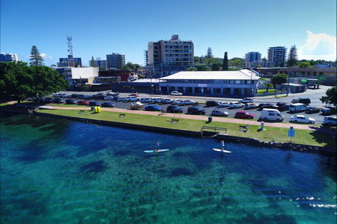 Lakes And Ocean Hotel - Accommodation Perth 1