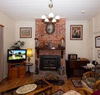 Tenterfield Historic Luxury Cottage - Accommodation Perth