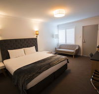 Quays Hotel - Accommodation Perth