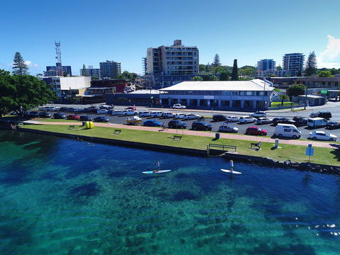 Lakes And Ocean Hotel - Accommodation Perth 0