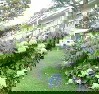 Top of the Lake Holiday Units - Perth Resorts