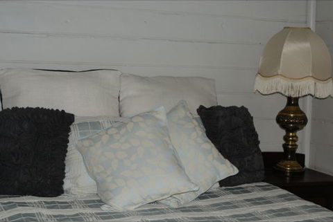 Moonan  Cottage - Accommodation Perth 1