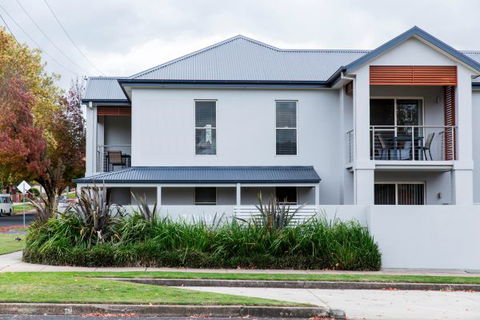 Stay Bathurst - Accommodation Perth 1