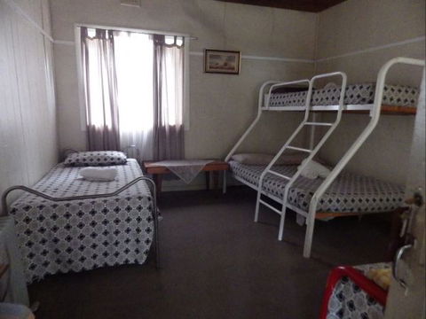 Victoria Hotel: Moonan Flat - Accommodation Perth 3