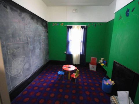 Victoria Hotel: Moonan Flat - Accommodation Perth 6