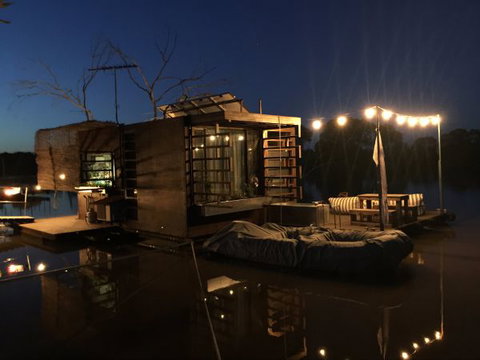 Bill's Boathouse - Accommodation Perth 4