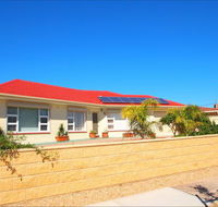 Christies Cottage for holidays and relocations. - Accommodation Perth