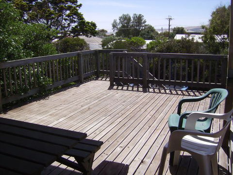 Century 21 SouthCoast: Moana Blue - Accommodation Perth 17