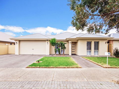 Century 21 SouthCoast: Moana Blue - Accommodation Perth 25