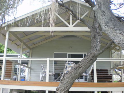 Century 21 SouthCoast: Moana Blue - Accommodation Perth 29