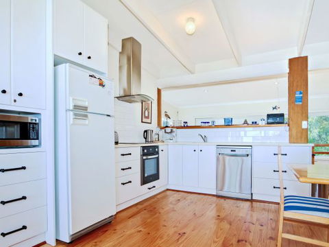Century 21 SouthCoast: Moana Blue - Accommodation Perth 56