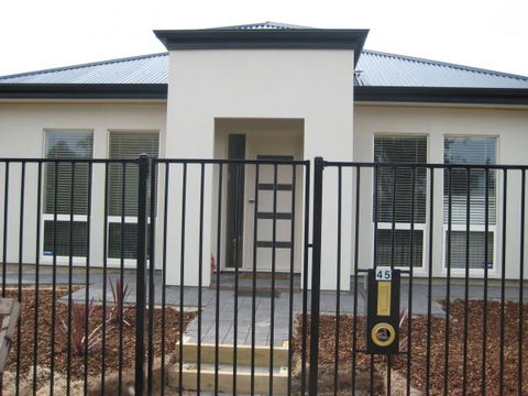 Century 21 SouthCoast: Moana Blue - Accommodation Perth 63