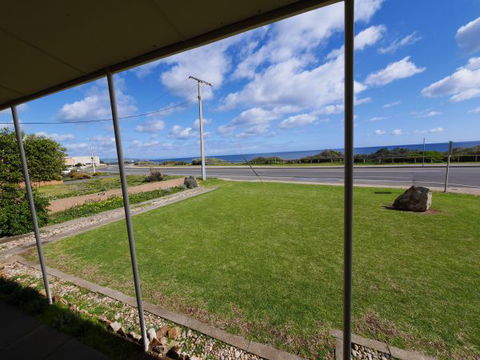 Century 21 SouthCoast: Moana Blue - Accommodation Perth 80