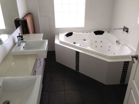 Century 21 SouthCoast: Moana Blue - Accommodation Perth 91