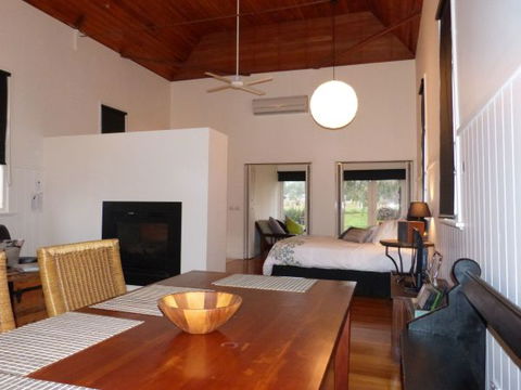 Churches Of Yarck - Accommodation Perth 3