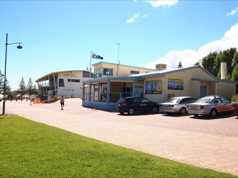 Christies Cottage For Holidays And Relocations. - Accommodation Perth 29